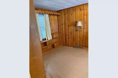 30 Geraldine St, Palmer, MA 01069 - Photo 7