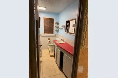 30 Geraldine St, Palmer, MA 01069 - Photo 21