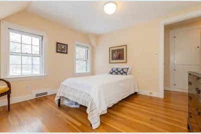 107 Day St, Newton, MA 02466 - Photo 9