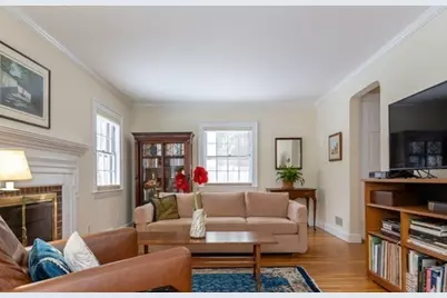 107 Day St, Newton, MA 02466 - Photo 5