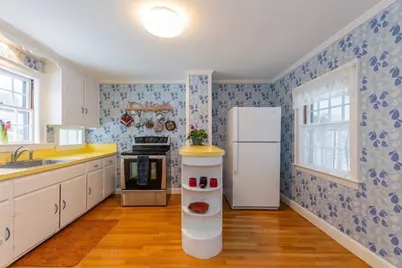 107 Day St, Newton, MA 02466 - Photo 3