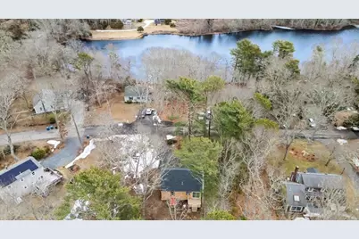 11 Shallow Pond Ln, Falmouth, MA 02536 - Photo 3