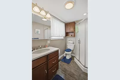 156 Farnsworth St, Chicopee, MA 01013 - Photo 15
