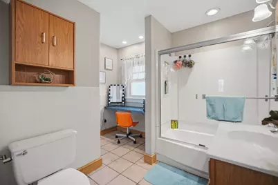 156 Farnsworth St, Chicopee, MA 01013 - Photo 17