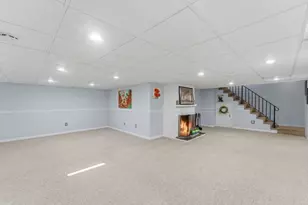 93 Blue Bell Rd, Worcester, MA 01606 - Photo 29