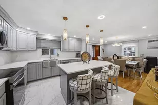 24 Juniper Dr, Saugus, MA 01906 - Photo 5