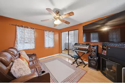 24 Juniper Dr, Saugus, MA 01906 - Photo 11