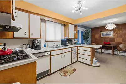 345 Gardner St, New Bedford, MA 02740 - Photo 15