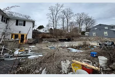 46 W Fountain St, Milford, MA 01757 - Photo 15