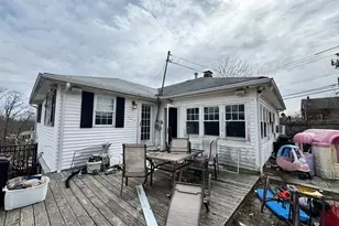 46 W Fountain St, Milford, MA 01757 - Photo 11