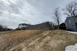 46 W Fountain St, Milford, MA 01757 - Photo 19