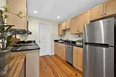 241 Hurley St #1, Cambridge, MA 02141 - Photo 5
