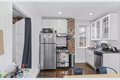 73 Revere St #4, Boston, MA 02114 - Photo 11