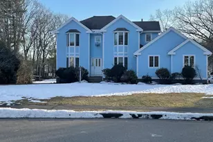 12 Heritage Ln, Saugus, MA 01906 - Photo 1