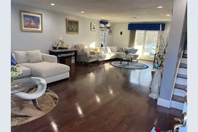 12 Heritage Ln, Saugus, MA 01906 - Photo 3