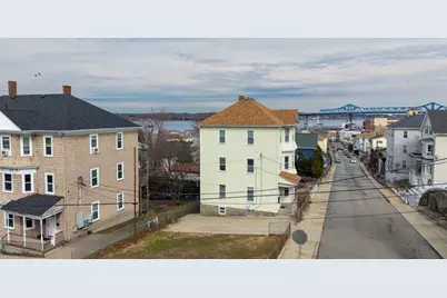 221 Beach St, Fall River, MA 02721 - Photo 1