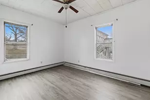 221 Beach St, Fall River, MA 02721 - Photo 11