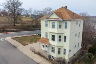 221 Beach St, Fall River, MA 02721 - Photo 3