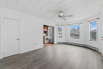 221 Beach St, Fall River, MA 02721 - Photo 5