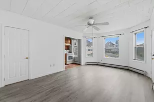 221 Beach St, Fall River, MA 02721 - Photo 5