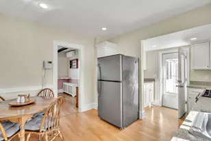 10 Bartlett Ave, Lexington, MA 02420 - Photo 15