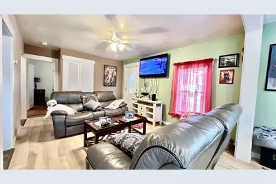 13 Berkley St, Fitchburg, MA 01420 - Photo 7