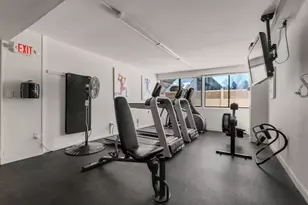 250 Hammond Pond Pkwy, Newton, MA 02467 - Photo 21