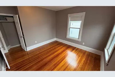 29 Lincoln St #2, Malden, MA 02148 - Photo 11