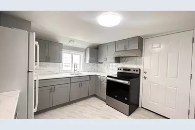 242 Main Street #242, Ashland, MA 01721 - Photo 5