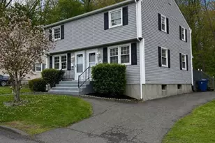 48-50 Elm Cir, West Springfield, MA 01089 - Photo 1