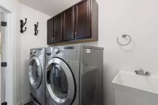 46 Hound Pack Cir, Walpole, MA 02032 - Photo 17