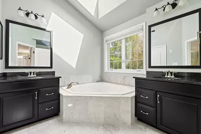 46 Hound Pack Cir, Walpole, MA 02032 - Photo 23