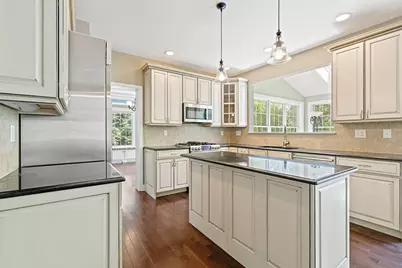 46 Hound Pack Cir, Walpole, MA 02032 - Photo 13