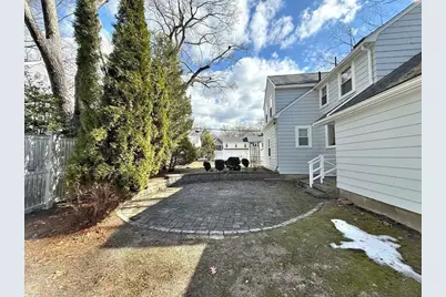 46 Cleveland Rd, Wellesley, MA 02481 - Photo 25