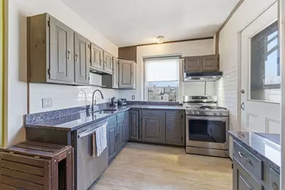 48 Kent St #5, Brookline, MA 02445 - Photo 5