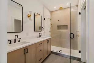 15 S Waverly St, Boston, MA 02135 - Photo 29