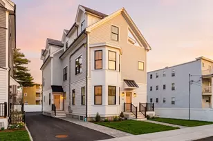 15 S Waverly St, Boston, MA 02135 - Photo 3