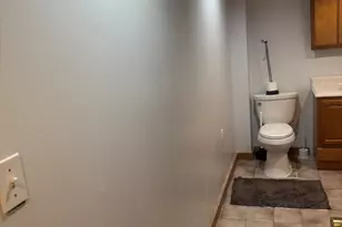 184 Middle St, Braintree, MA 02184 - Photo 5