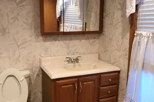 184 Middle St, Braintree, MA 02184 - Photo 5