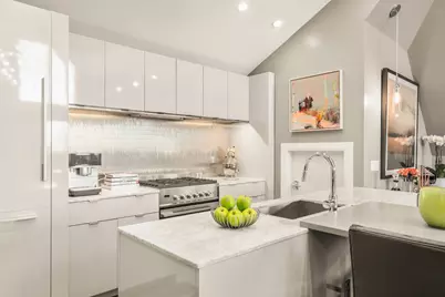 27 Salcombe St #2, Boston, MA 02125 - Photo 7