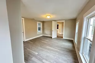 229 Central St, Springfield, MA 01105 - Photo 5