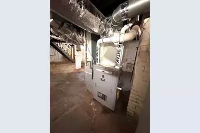 229 Central St, Springfield, MA 01105 - Photo 15