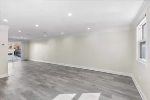 8 Captain Cook Ln, Barnstable, MA 02632 - Photo 5