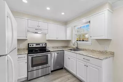 8 Captain Cook Ln #8, Barnstable, MA 02632 - Photo 11