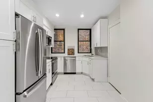 382 Commonwealth Ave, Boston, MA 02215 - Photo 13