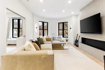 382 Commonwealth Ave #24, Boston, MA 02215 - Photo 3