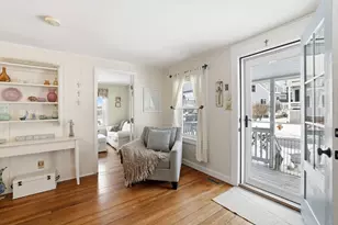 137 Hampton Cir, Hull, MA 02045 - Photo 11