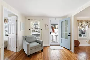 137 Hampton Cir, Hull, MA 02045 - Photo 3