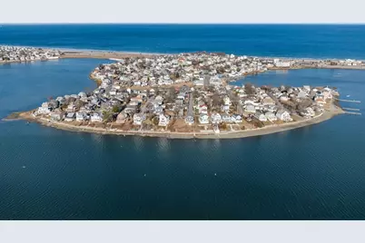 137 Hampton Cir, Hull, MA 02045 - Photo 25