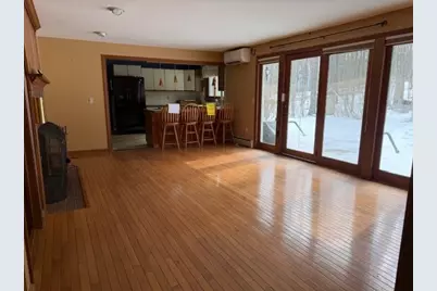 96 Townsend Street, Pepperell, MA 01463 - Photo 3